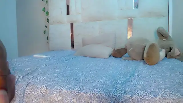 Dakota_big live