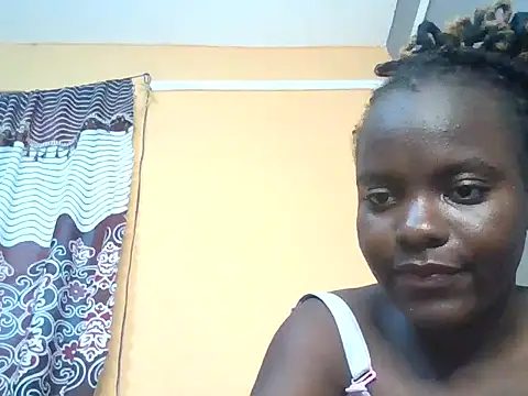 Cocoa_petite live