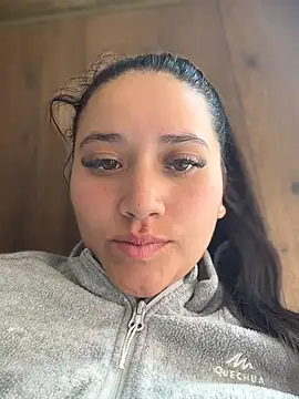 Veronica_Wins_ live