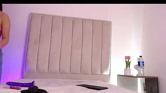 Diamond_rose_as live