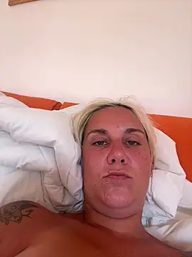 Sofia_beee live
