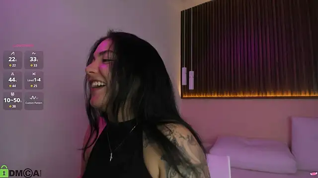 rebecaa_grey live