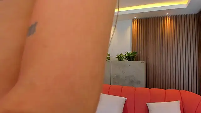Annevelour_hot live