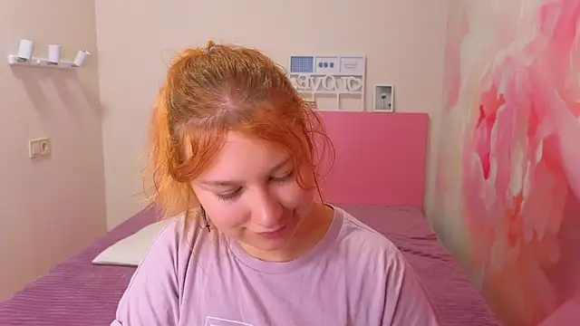 AngelinaLow live