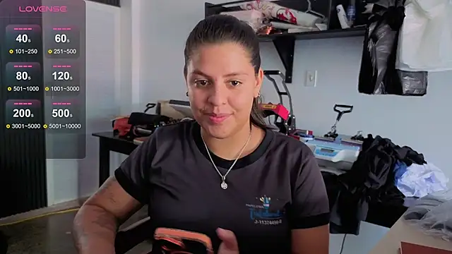 Daniela_mendoza26 live