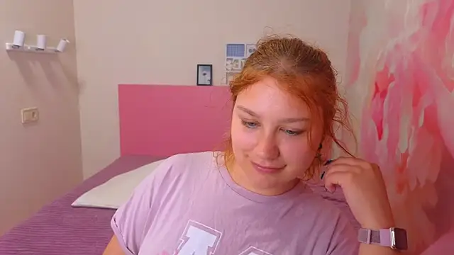 AngelinaLow live