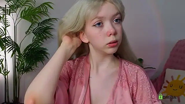 Rochelle_kitty live
