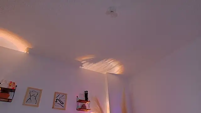 _Emmakiss_ live