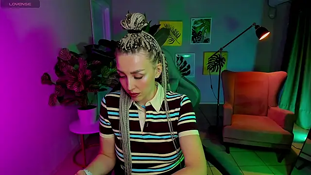 MonicaRiley live