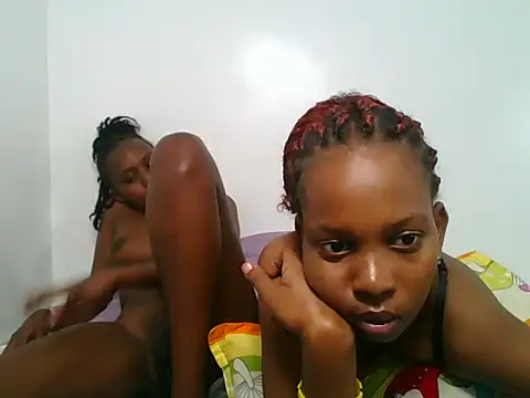 Sarafina_babes live