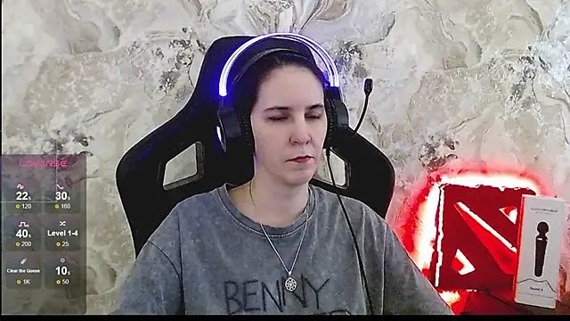 Irwi_Tomboy live