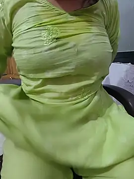 ritika_kushwaha live