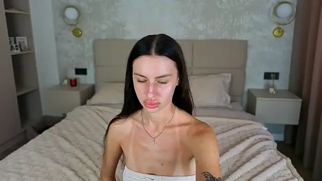 Snow_WhiteeeX live