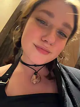 lucy-joy live