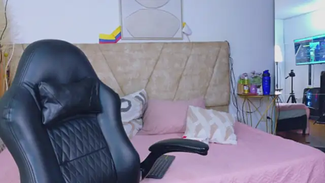 victoria_withmore live