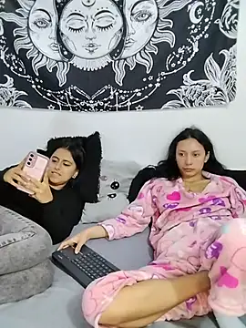 abby_n_emily live