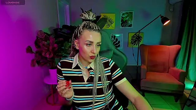 MonicaRiley live