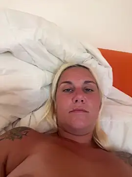 Sofia_beee live