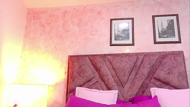 Valentina_Rose_ live