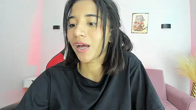 Emily_bruss live