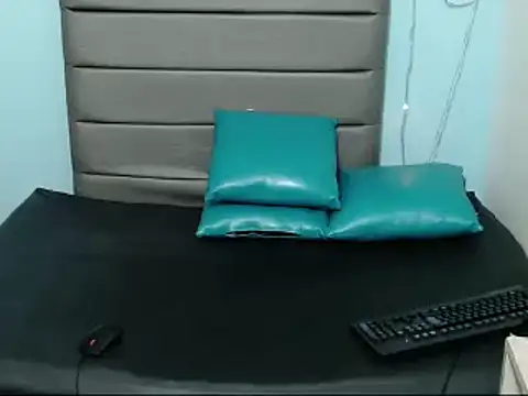 casandraroberthrs707 live