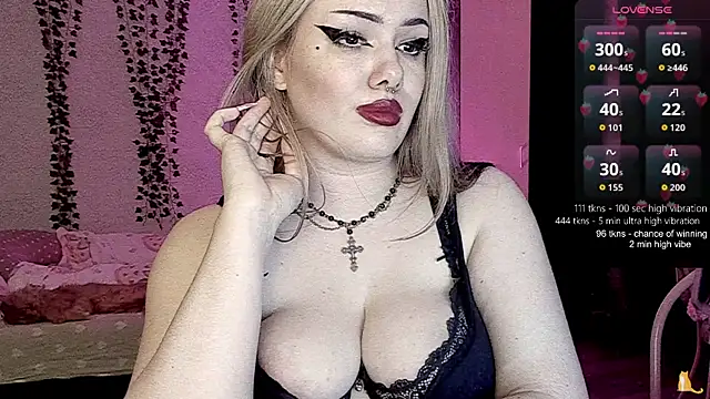 strawberry_elfcat live