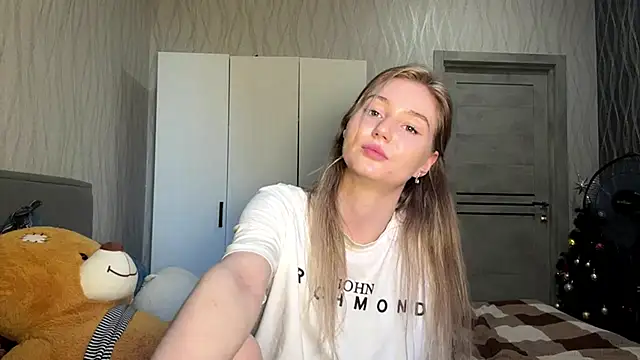 MoonlitCrystalia live