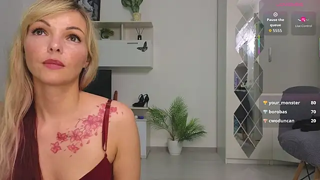 Molliblum live