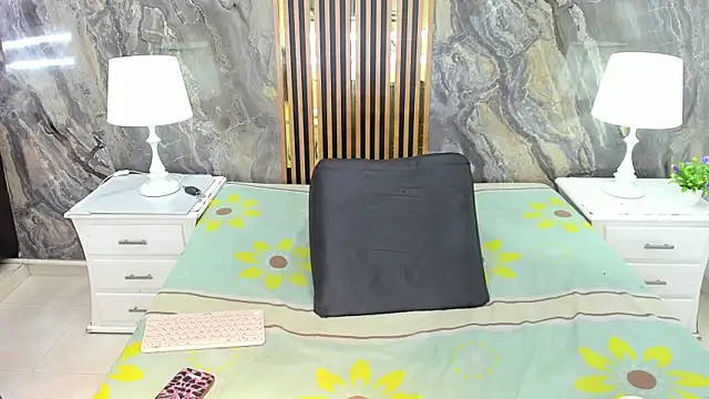 Nyakimgold live