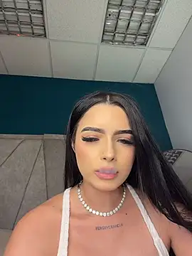 BustyAngelXXX live