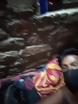 Village_Couples77 live