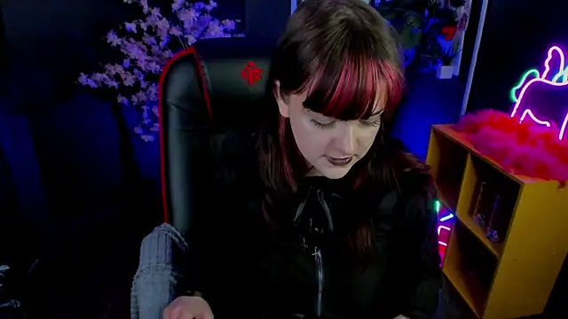EsterTwilight live