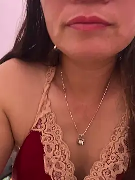 _Sara_pusy live
