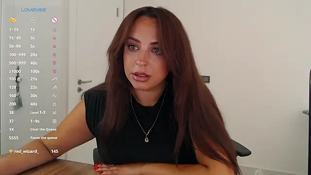 _Just_a_queen_3 live
