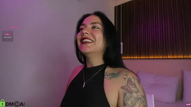 rebecaa_grey live