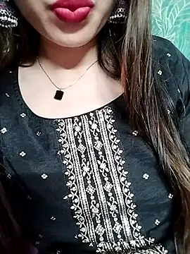 Noor_Darliing live
