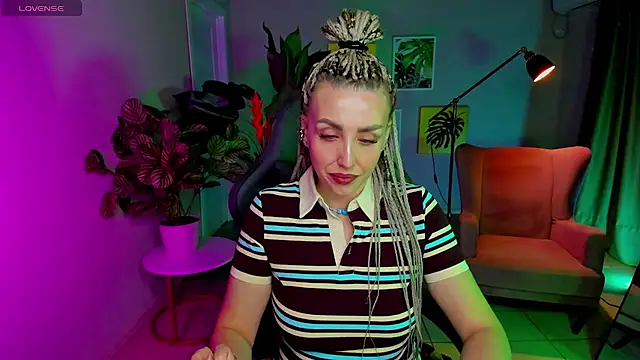 MonicaRiley live
