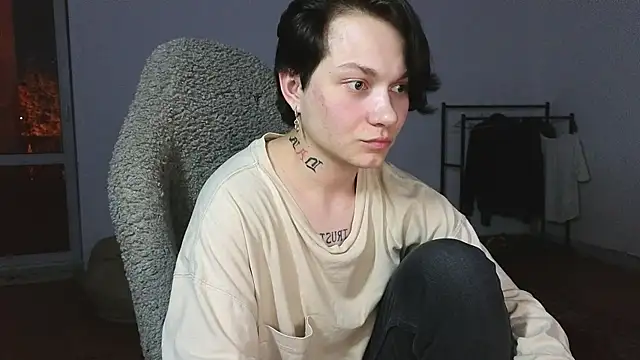 esajukyy live