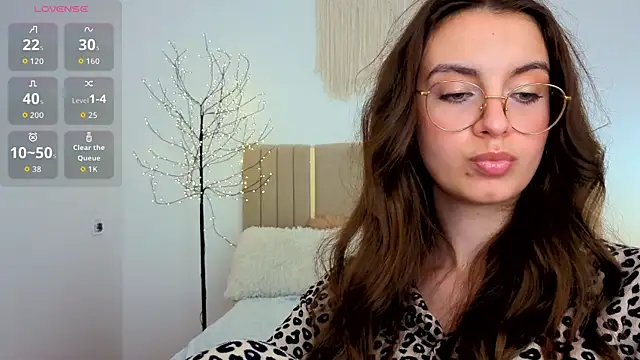 Real_cutie1 live