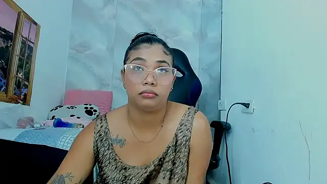 EllyBloom live