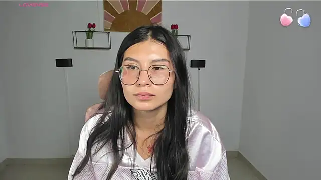 emily_villamil live