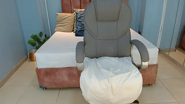 sussy_leon live