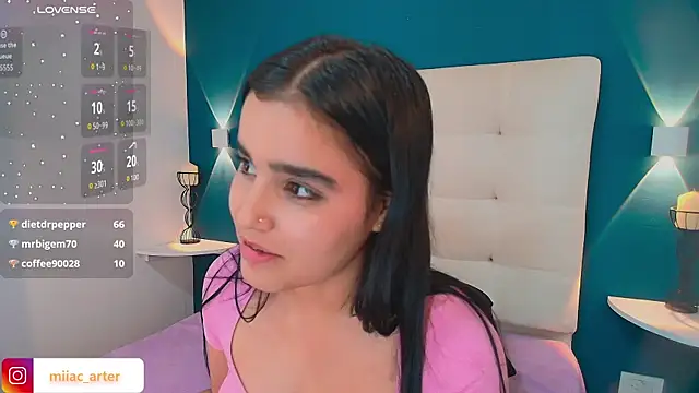 MiaaCarter_ live