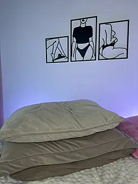 ellie_mcdonald live