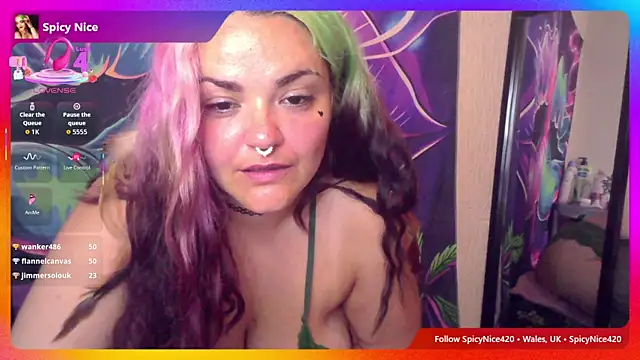 SpicyNice420 live