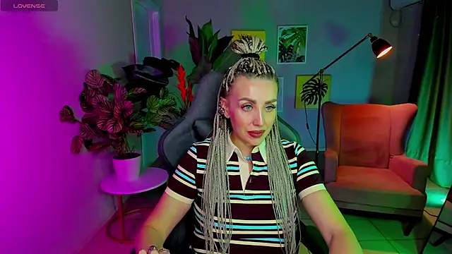 MonicaRiley live