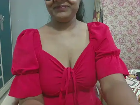 Telugu-sexybaby3127 live