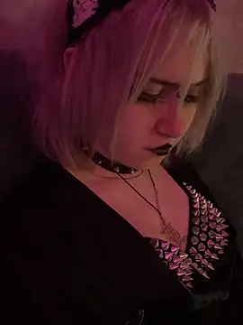 Sindy_Lou live