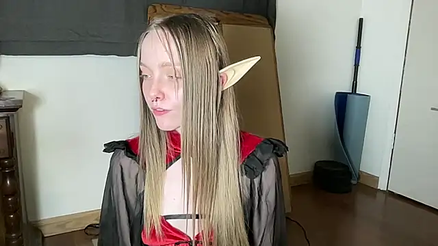 ElfGirlAna live