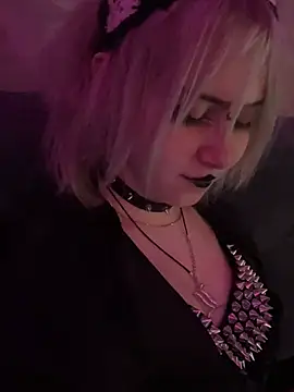 Sindy_Lou live